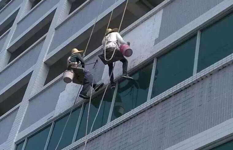 外墙防水刻不容缓，具体施工补漏方案如下